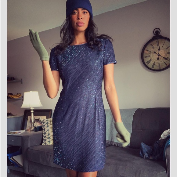 Blue beaded dress - Picture 3 of 6